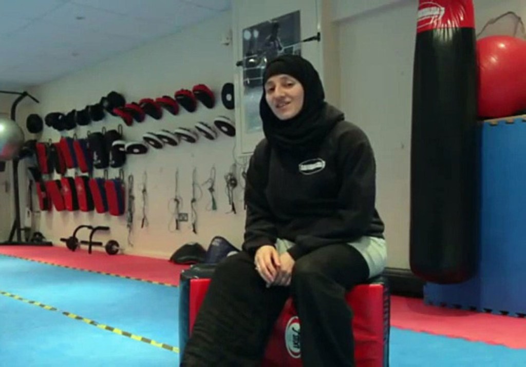 As mulçumanas que encontraram no muay thai uma forma de autodefesa
