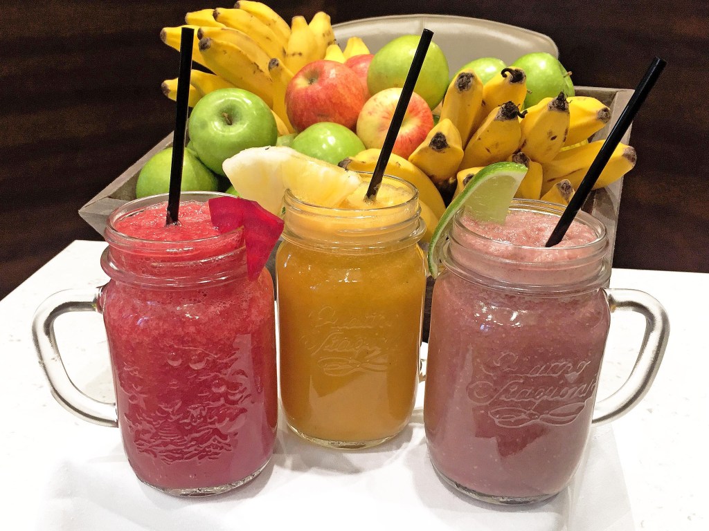 Sucos fit para tomar antes, durante e depois do Carnaval