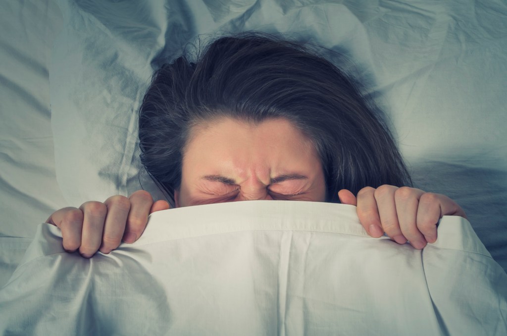 Insônia na menopausa: como amenizar o problema