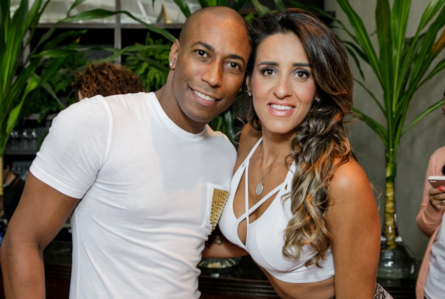 <p style="text-align:justify;">O professor Alan Brasil, acompanhado da sua superbailarina Tata Furtado.</p> <p style="text-align:justify;">O professor Alan Brasil, acompanhado da sua superbailarina Tata Furtado.</p>