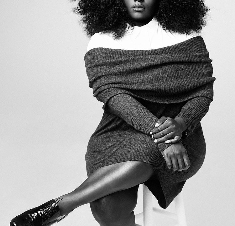 Danielle Brooks com sua coleção de roupas plus-size