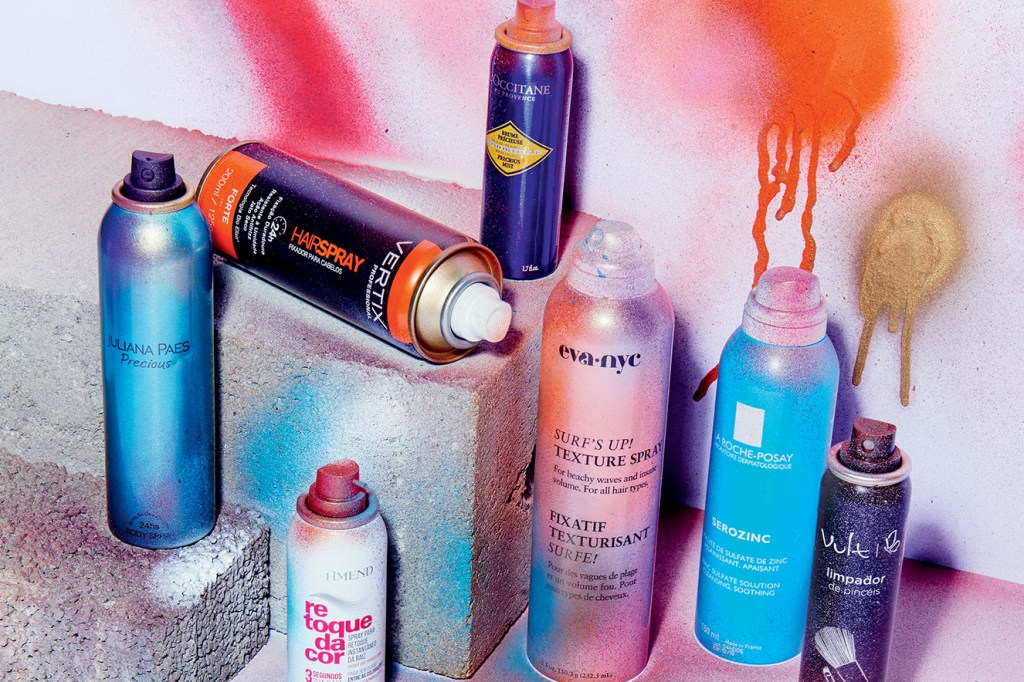 8 cosméticos em spray que são práticos e não fazem sujeira