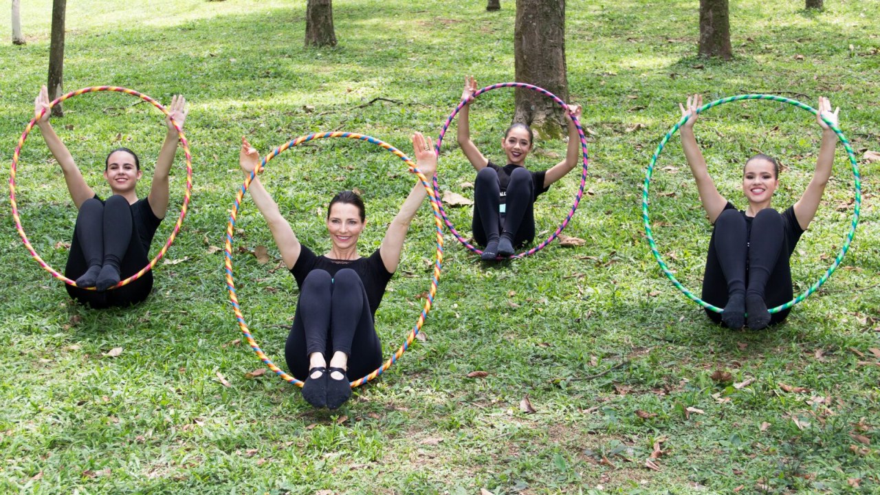 Aula Bamballet mulheres no parque