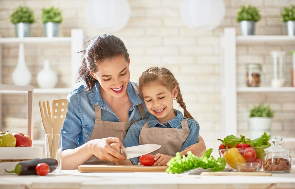 mães que seguem estes 5 hábitos protegem os filhos da obesidade