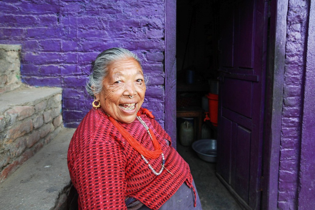 O que define onde as rugas se formam no rosto?