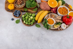 desintoxicar-corpo-festas-fim-de-ano (2) Alimentos saudáveis