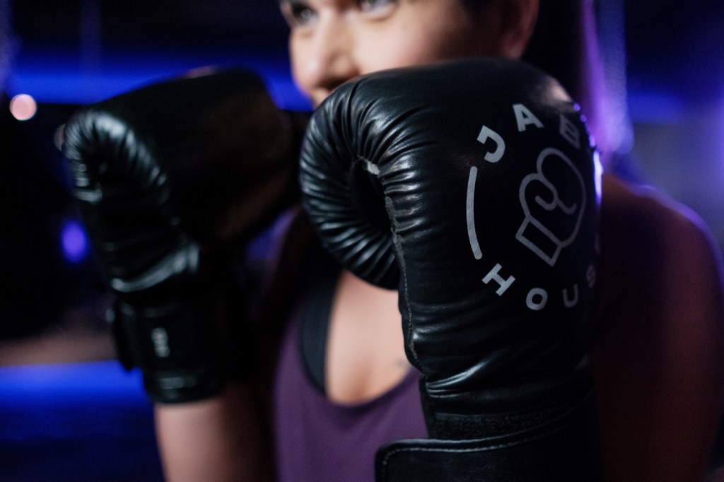 aula de boxe na casa clã