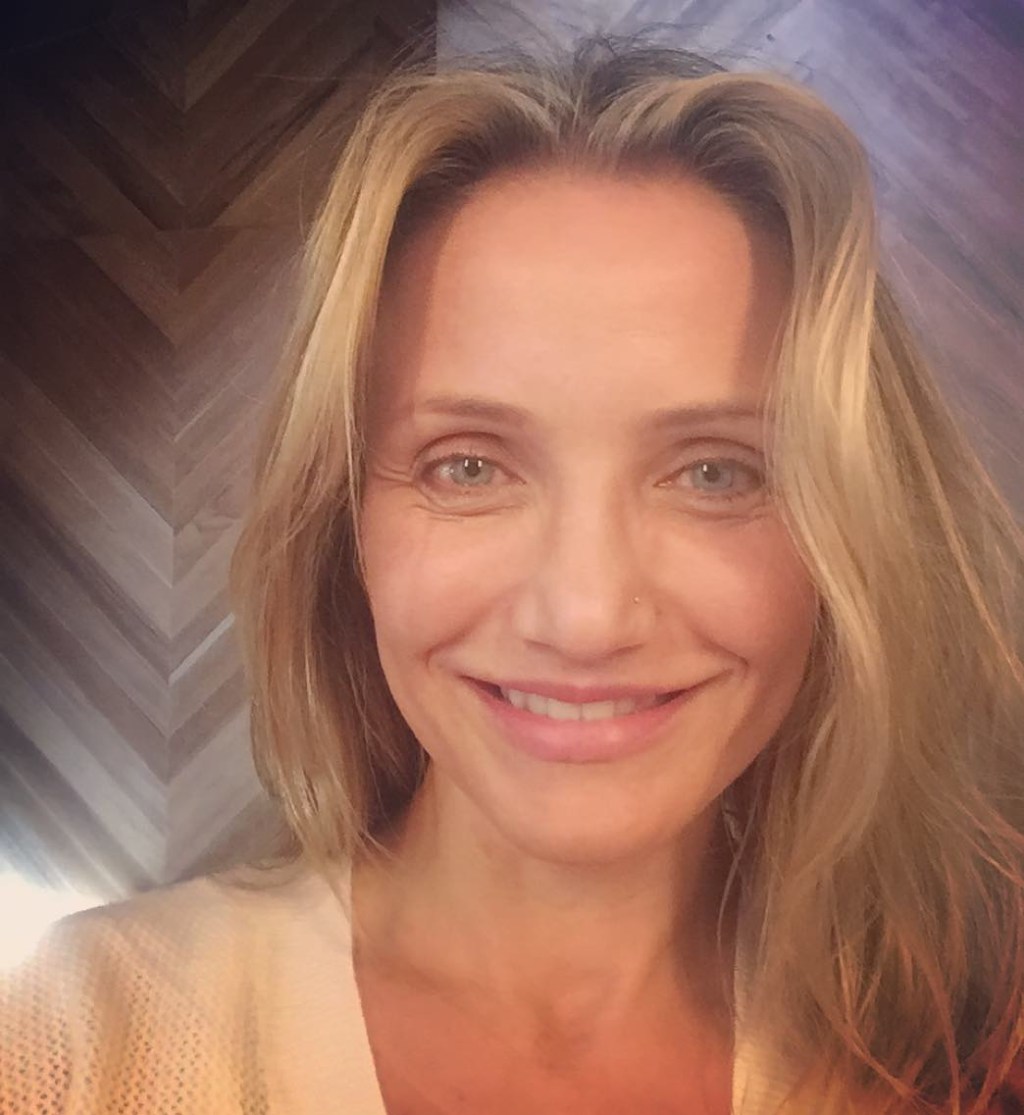 Entenda como Cameron Diaz transformou a dança em seu treino de cardio em casa