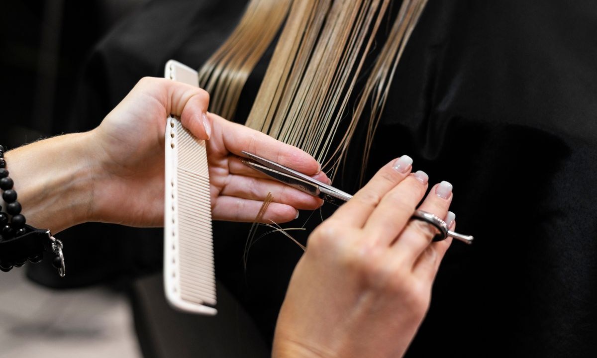 cortar as pontas faz o cabelo crescer