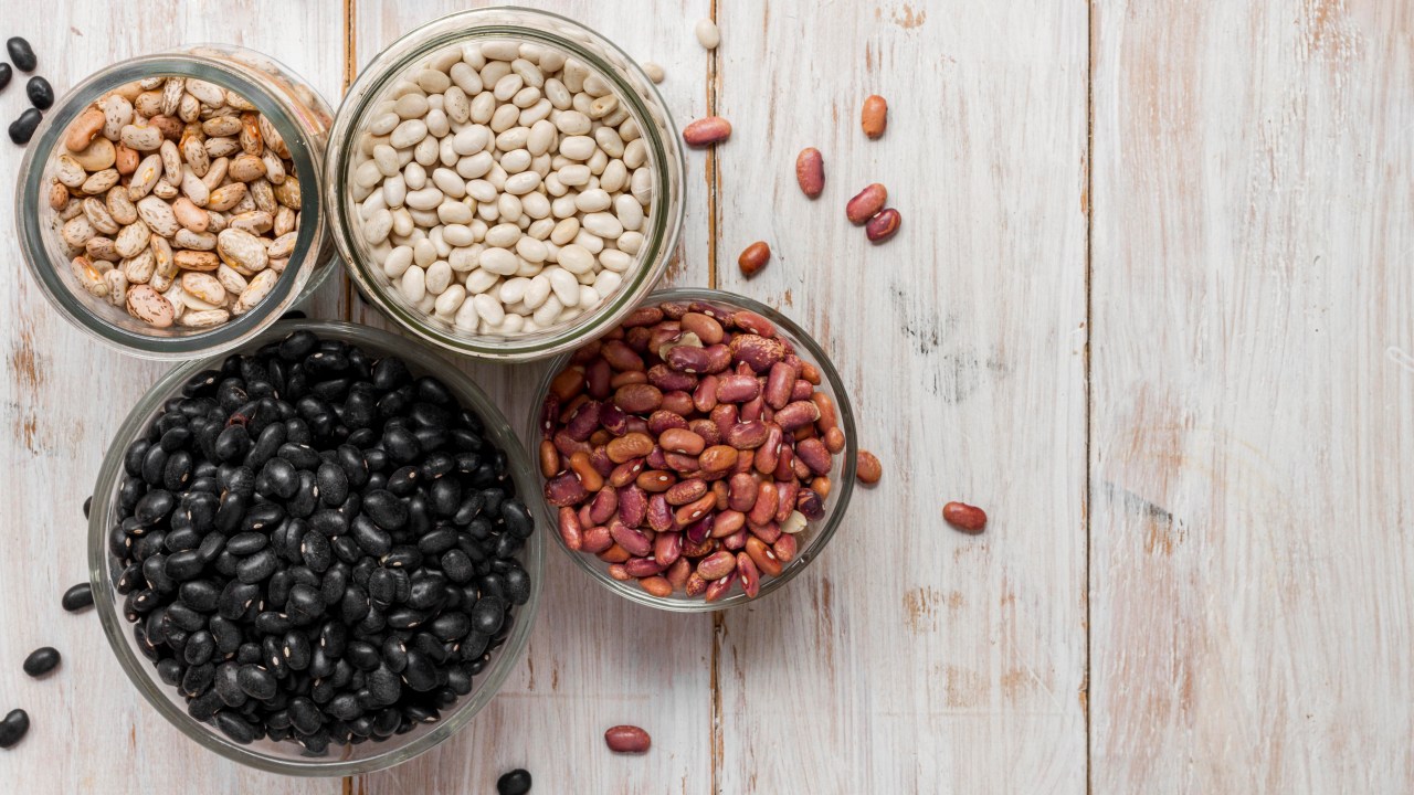 Nutricionista lista benefícios do feijão na rotina alimentar