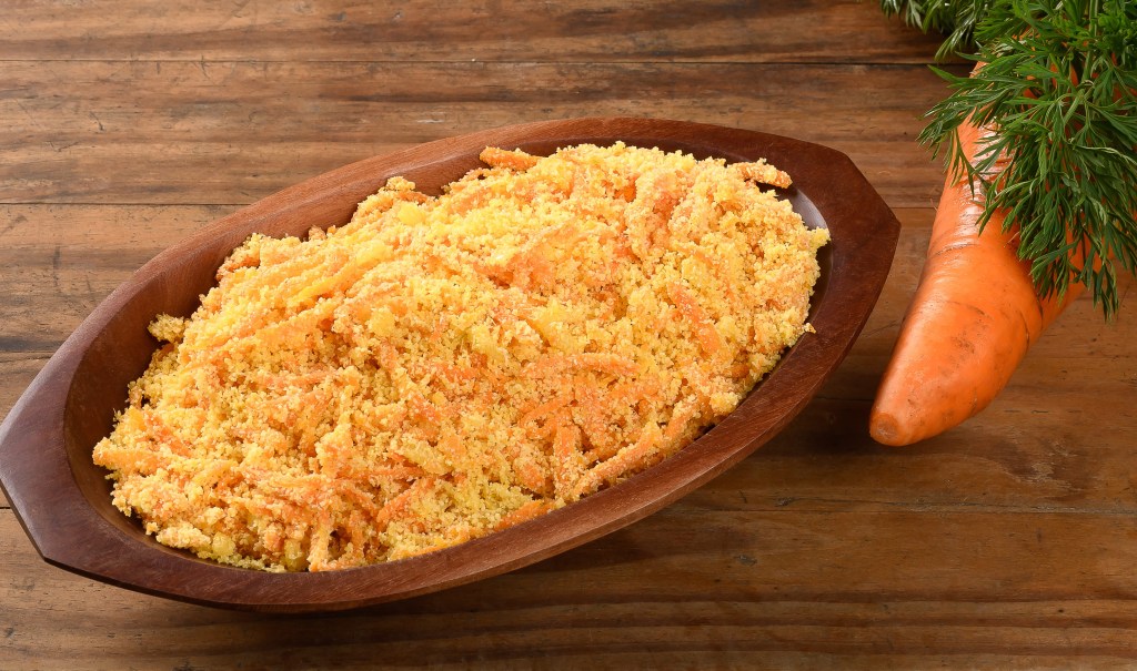 Farofa vegana rápida: aprenda a preparar essa receita saudável em 20 minutos