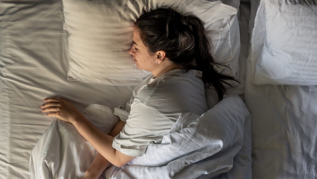 Meditação para dormir: aprenda o guia prático para noites tranquilas