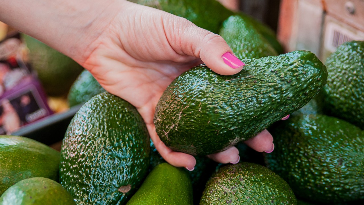 Conheça os benefícios da fruta e como consumi-la no dia a dia