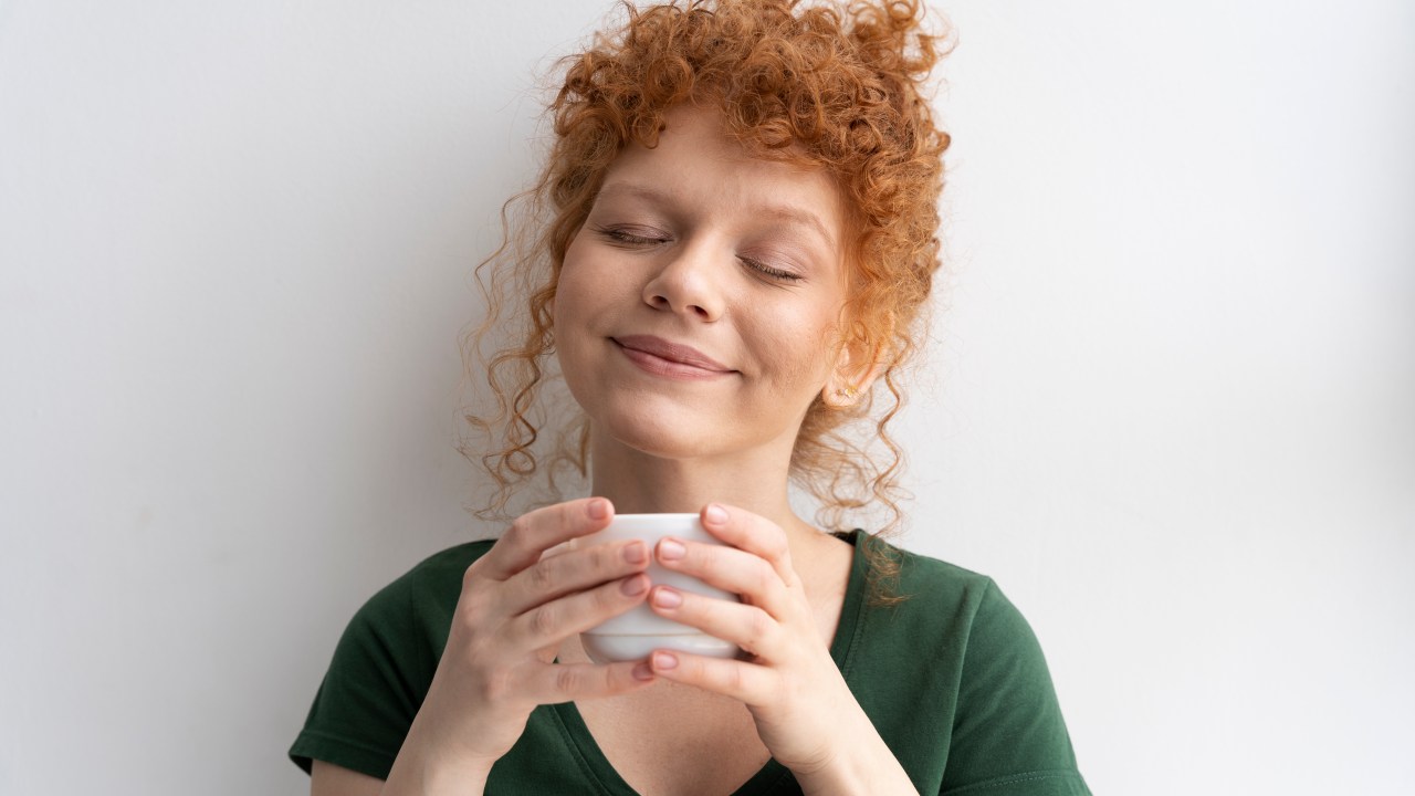 Confira quais chás podem contribuir com o organismo no período menstrual