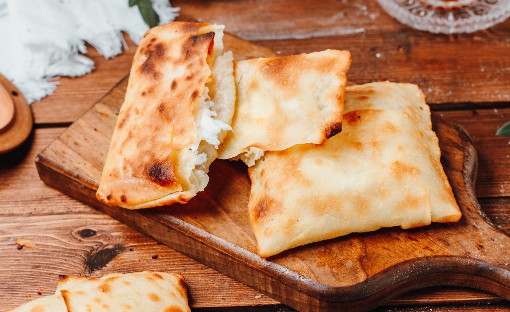 Aprenda a fazer pastel proteico de palmito com tahine e ingredientes saudáveis