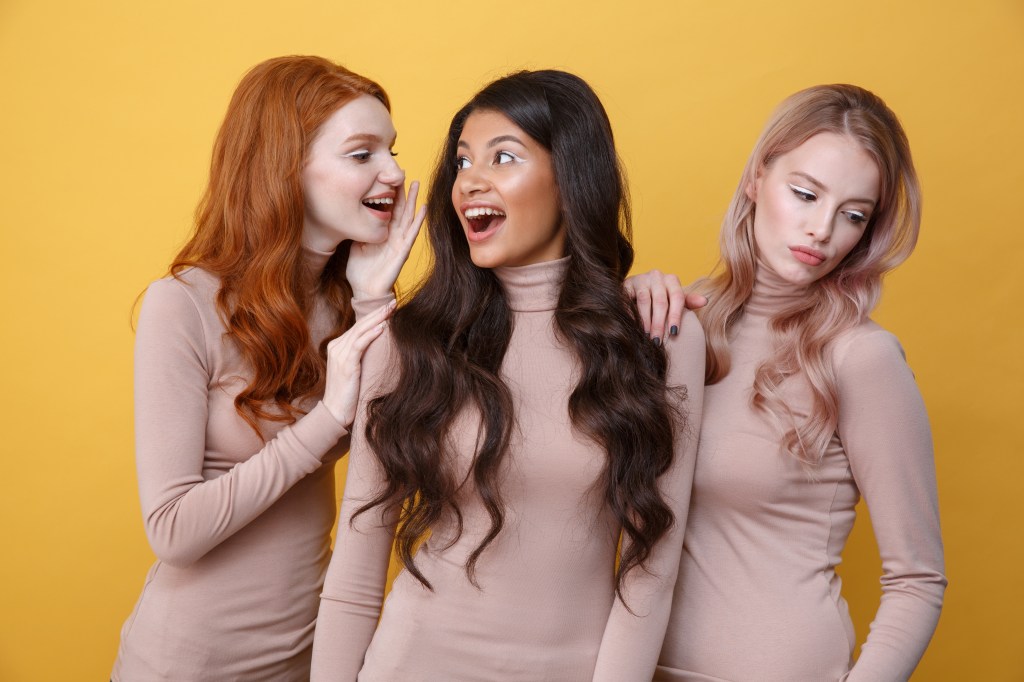 Escolha a cor de cabelo ideal: dicas para harmonizar com sua imagem pessoal