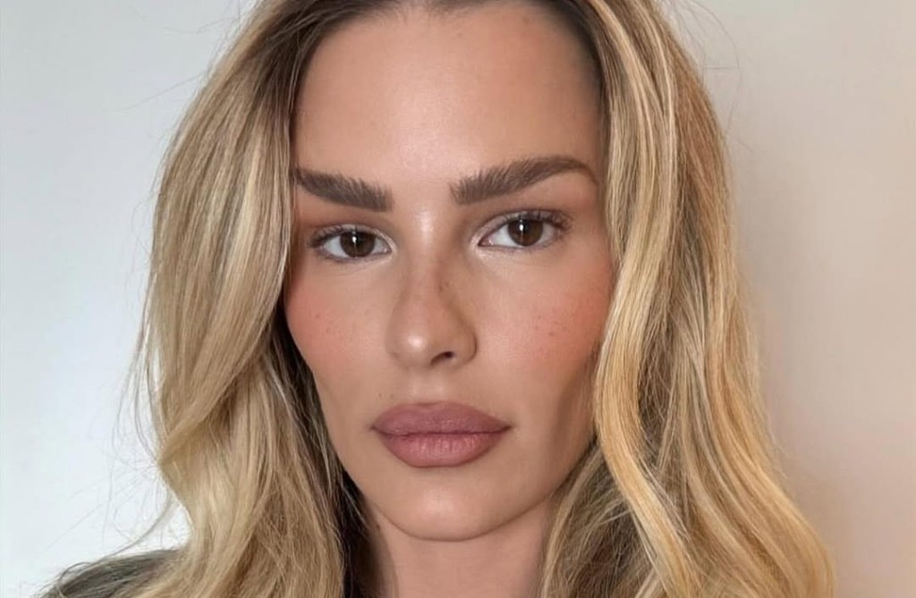 Yasmin Brunet exibe resultado de treinos: foto!