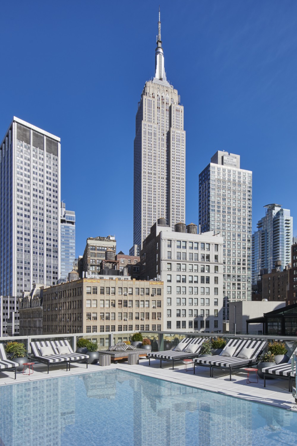 VHNY POOL CLUB DECK Boa Forma Visita: Virgin Hotels New York