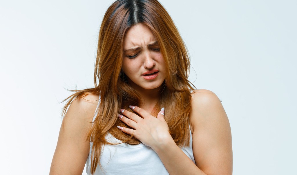 Alimentos que causam azia e refluxo: o que deve ficar de fora da sua dieta