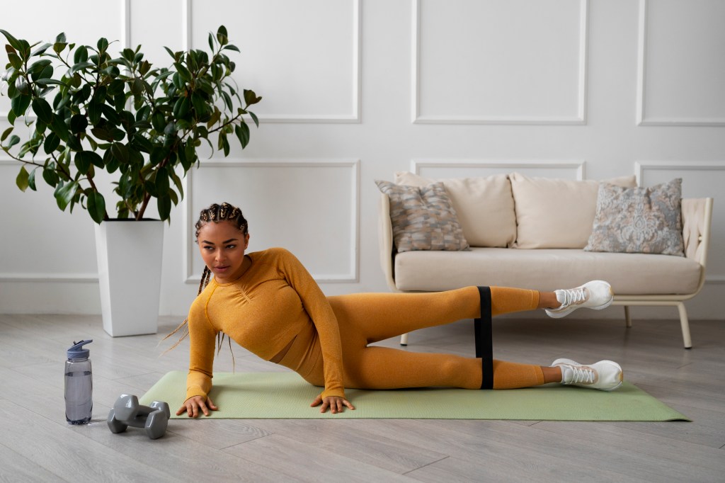 Tonifique seus músculos adutores: 4 exercícios essenciais para coxas definidas