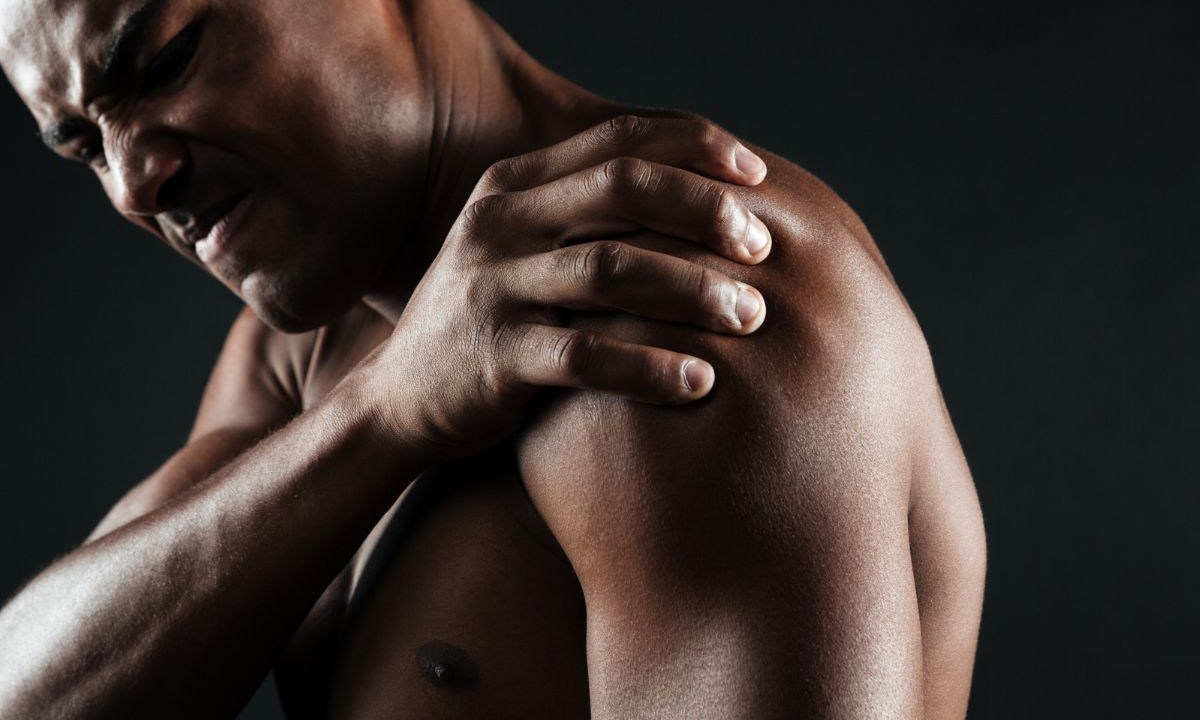 dor muscular pos treino o que fazer