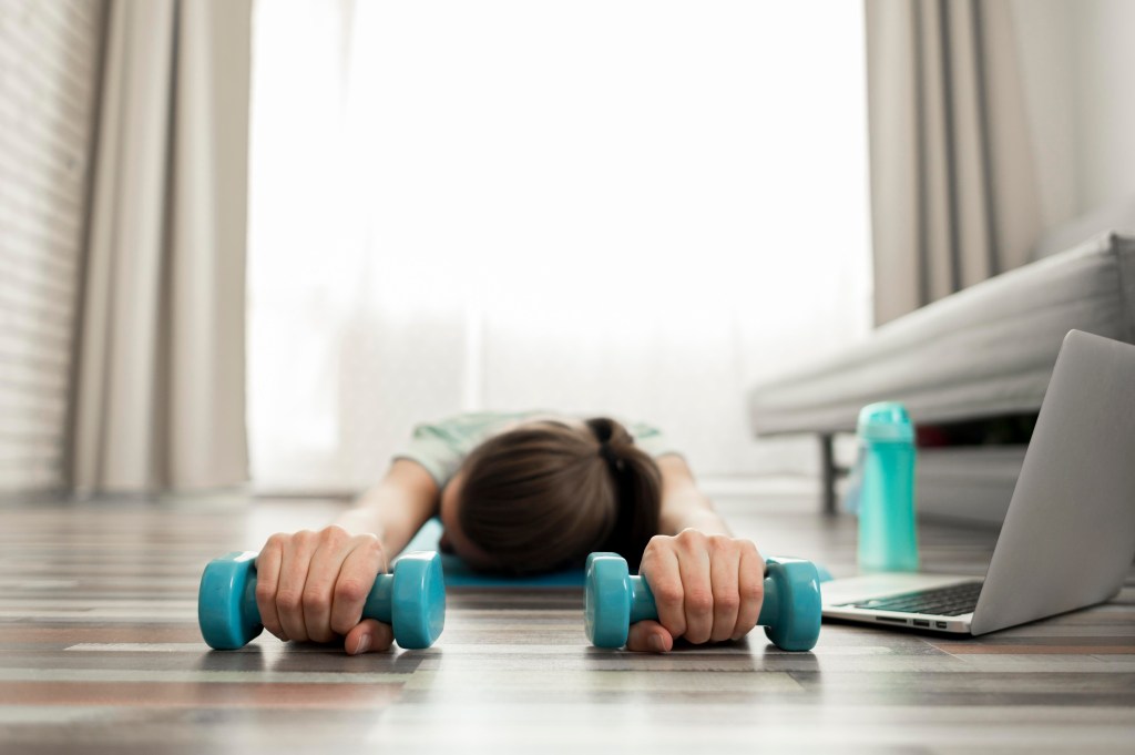 Exercícios à noite: como a intensidade afeta a qualidade do seu sono