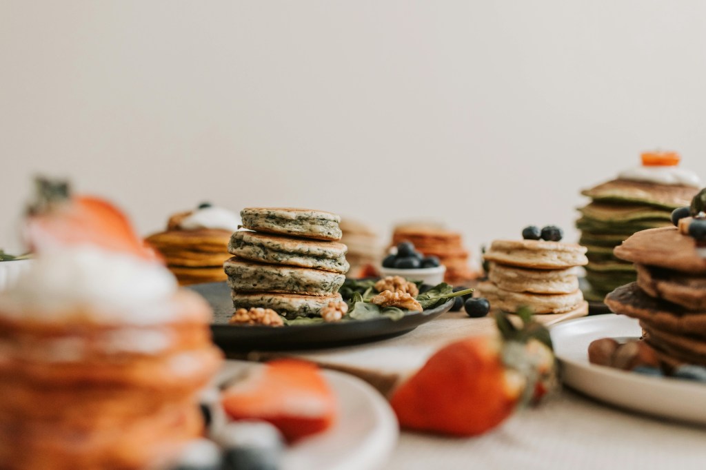 3 receitas de panquecas fit para variar sua dieta de forma saborosa